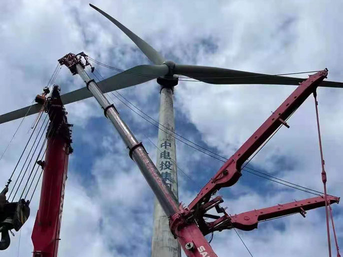  哈电风能公司东岗岭21#风机轮毂与发电机连接螺栓更换服务